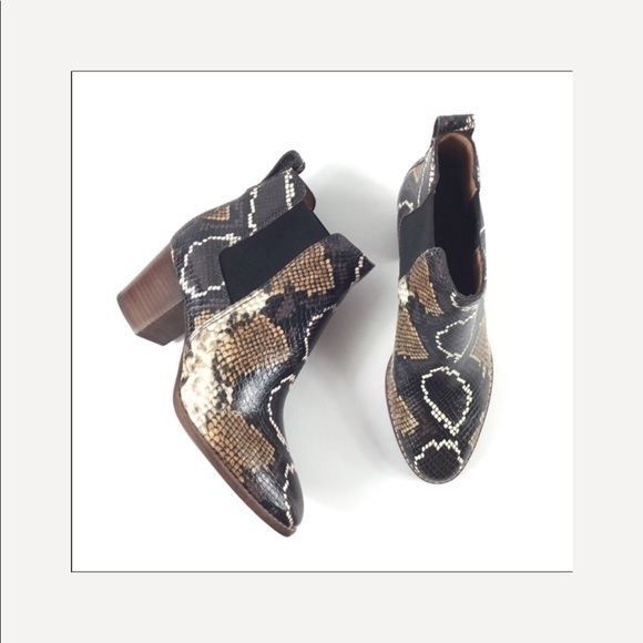 Madewell} Regan Snake Embossed Boots Size